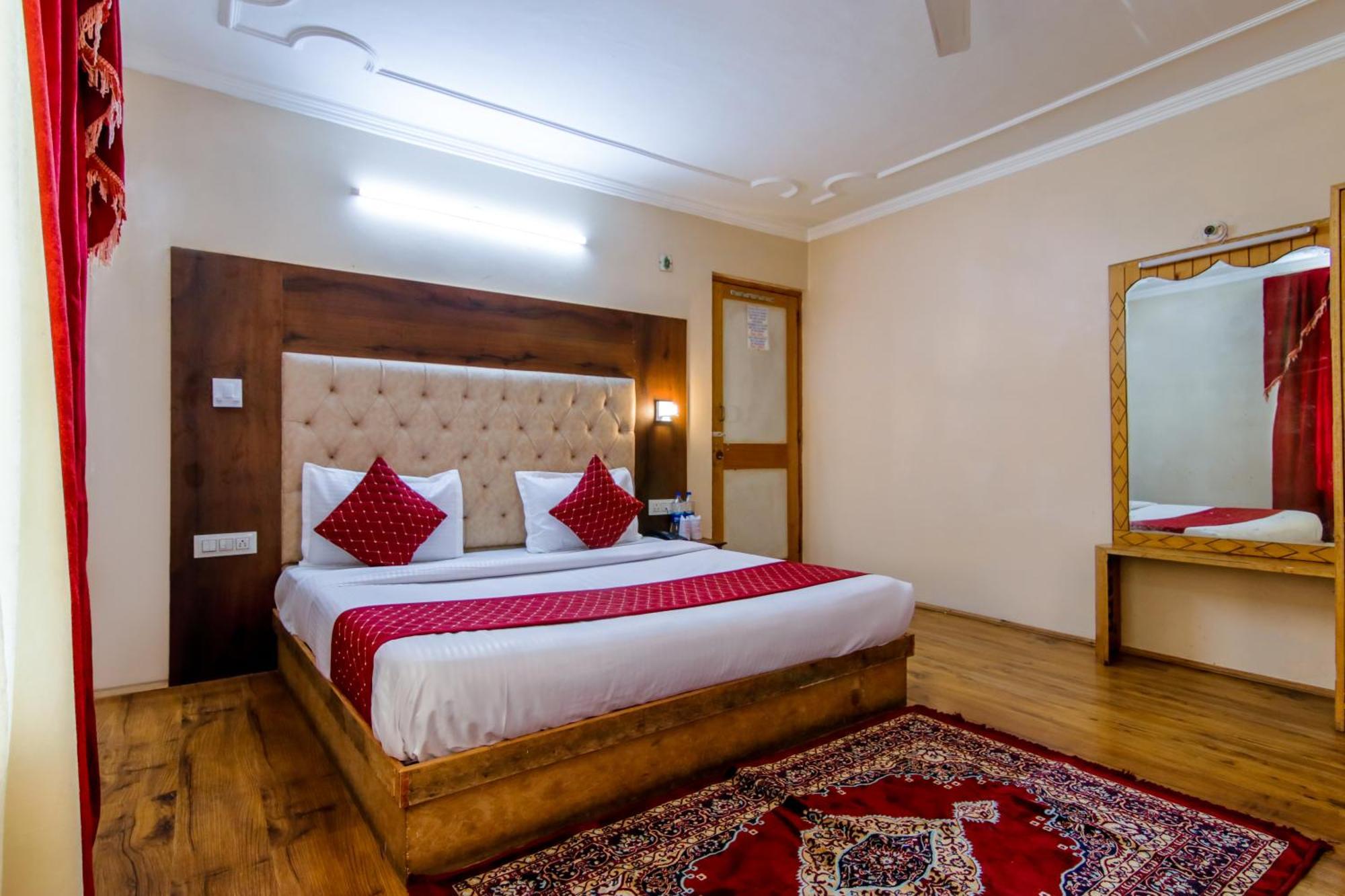 Mha Hotels The Moon Manali Εξωτερικό φωτογραφία